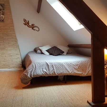 Beaumont-sur-Sarthe La Belmontaise B&B 외부 사진