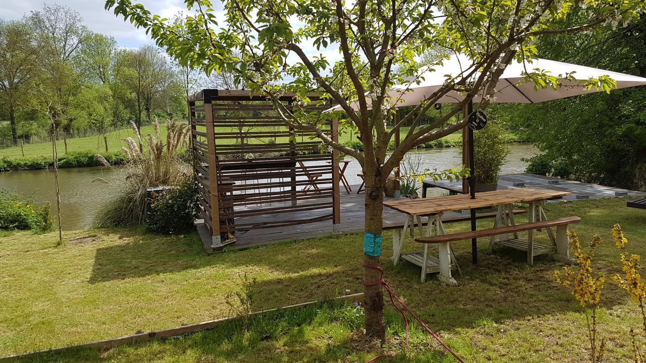 Beaumont-sur-Sarthe La Belmontaise B&B 외부 사진