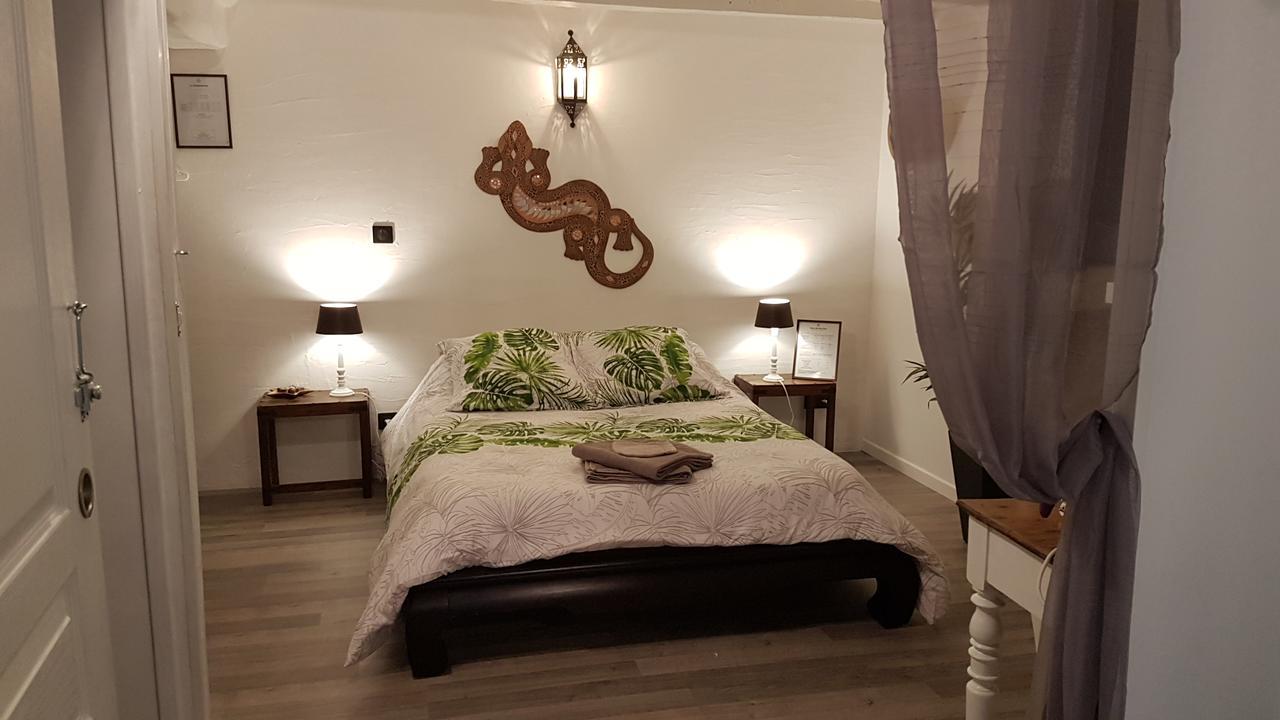 Beaumont-sur-Sarthe La Belmontaise B&B 외부 사진