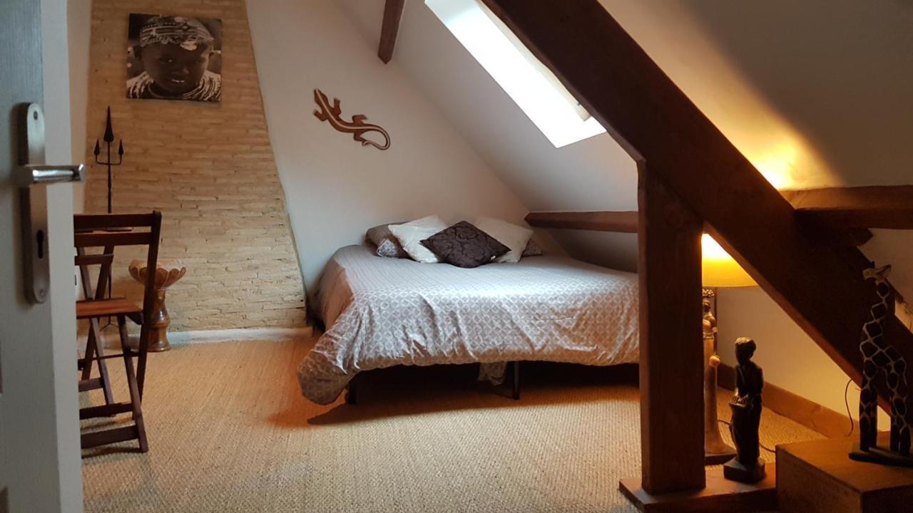 Beaumont-sur-Sarthe La Belmontaise B&B 외부 사진